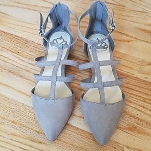 Fergalicious Tan flats Sz 8